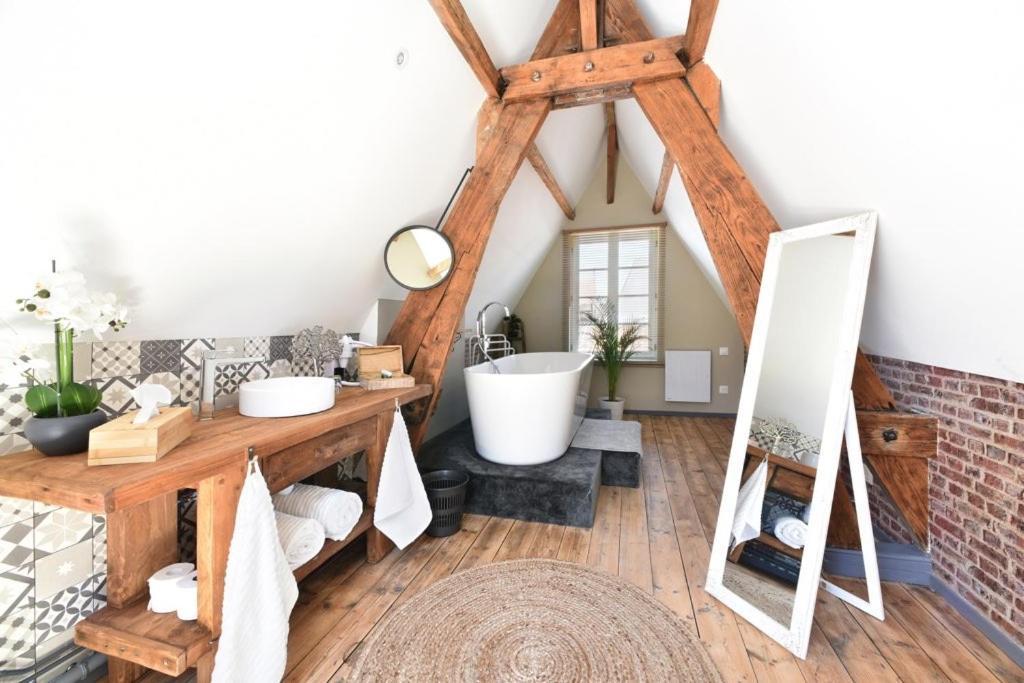 La Cour Des Grands Bed & Breakfast Arras Exterior photo